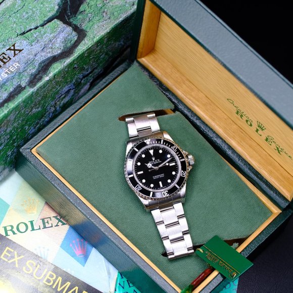 MEN'S ROLEX SUBMARINER NO DATE BLACK DIAL 14060M D SERIAL ORIGINAL BOX & PAPERS - Picture 2 of 10